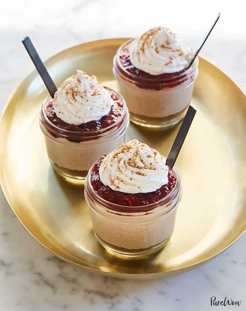 No-Bake-Mini-Mason-Jar-Spiced-Cheesecakes