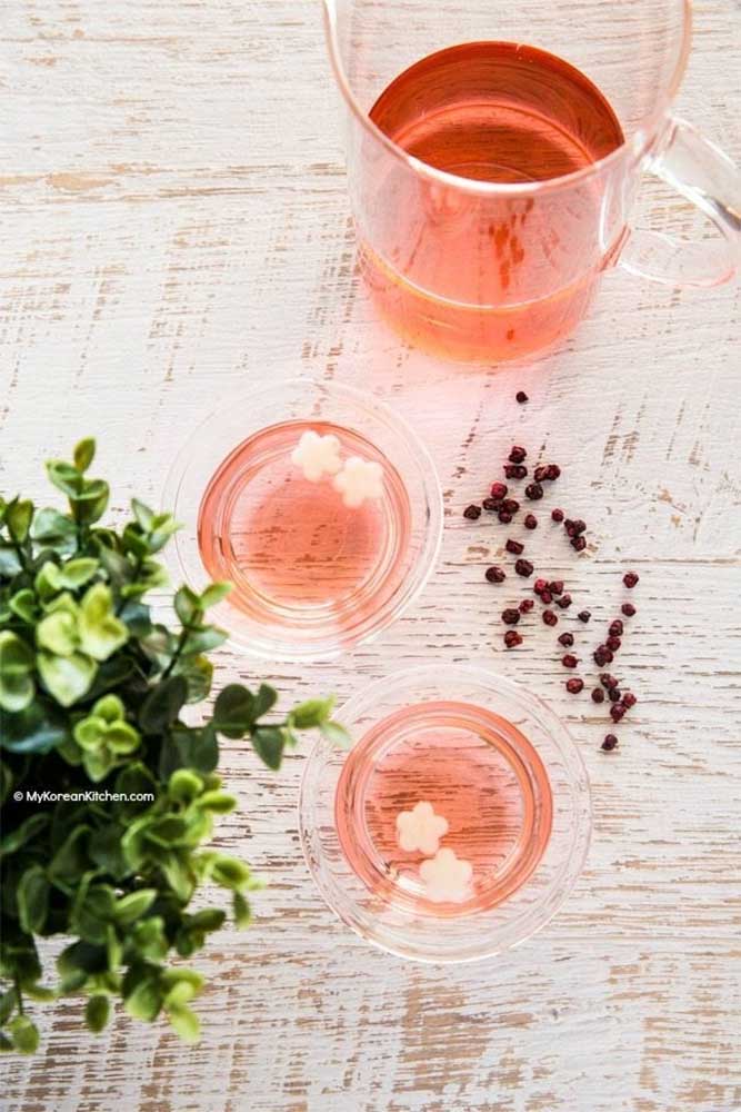 OMIJA-TEA-(FIVE-FLAVOR-BERRY-TEA)
